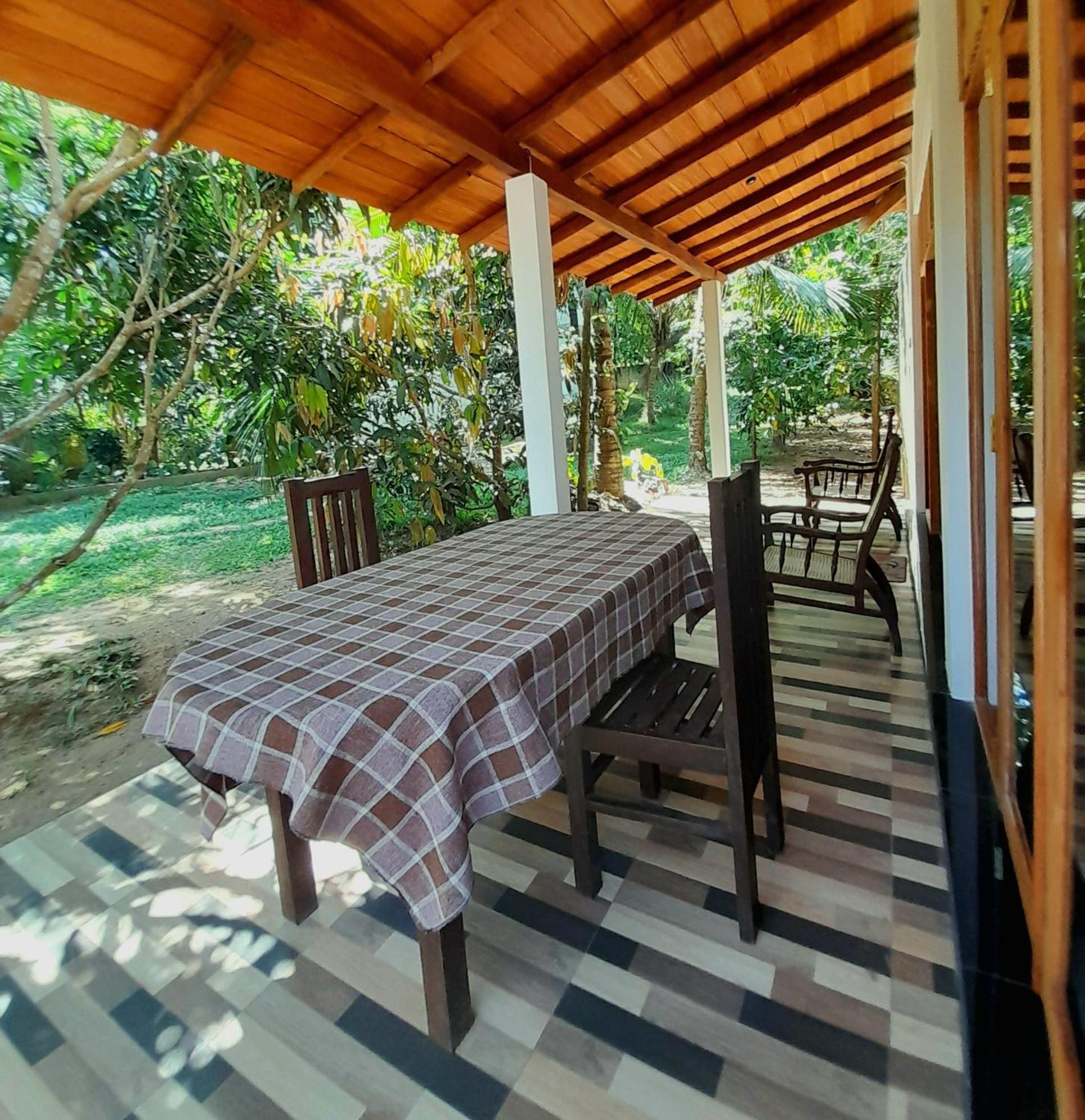Dinuri Villa Tangalle Exterior photo